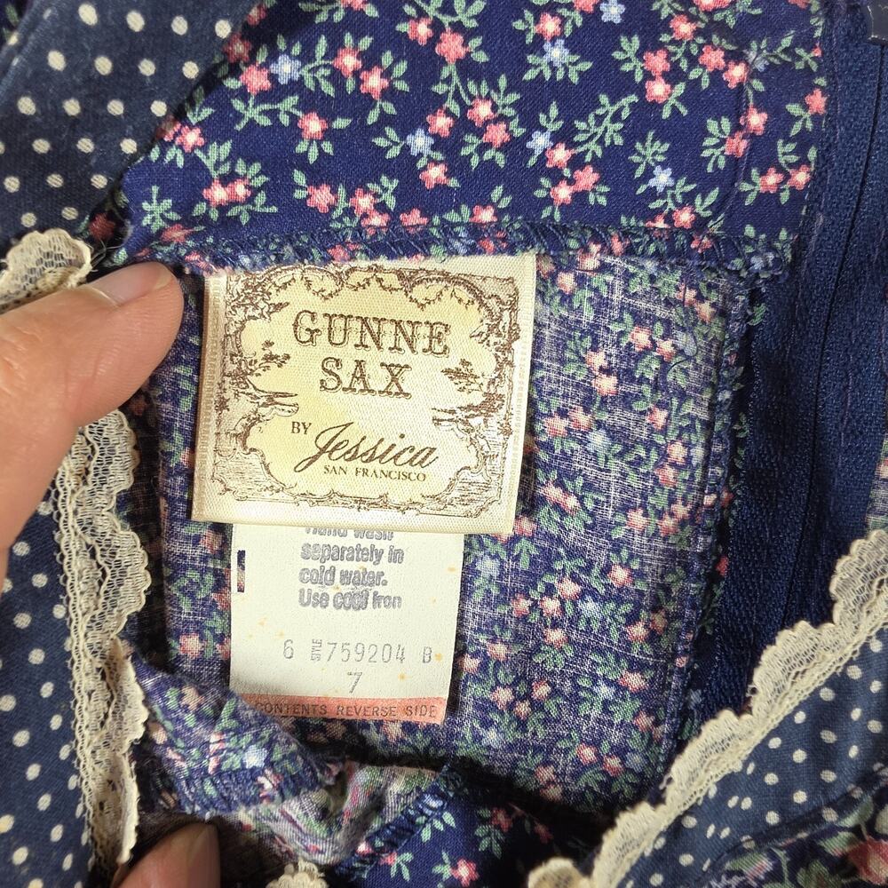 VTG 70s Gunne Sax Jessica Blue Calico Floral Prairie Dress Corset Lace Up Size 7 - Picture 13 of 14